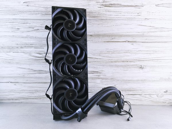 Quels sont les avantages de la technologie de charge sans fil pour les smartphones modernes ?